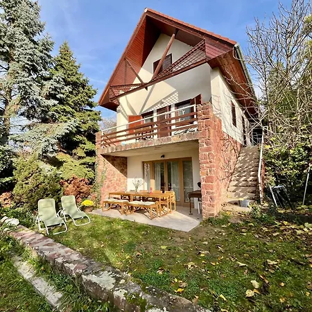 Wildrose Semesterbostad Badacsonytomaj