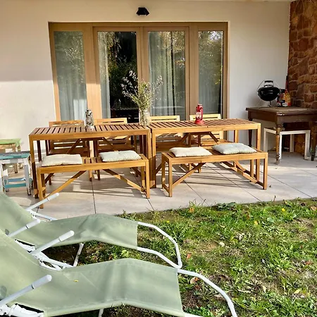 Wildrose Semesterbostad *